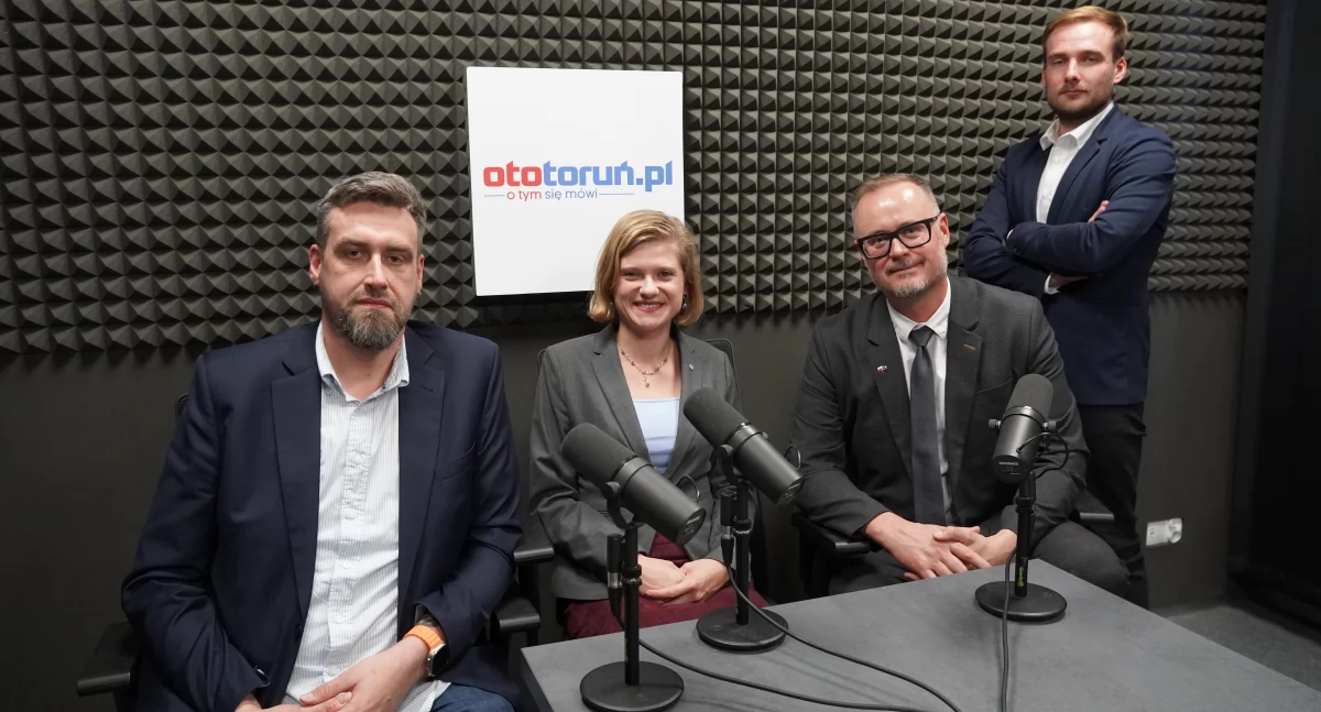 Bartosz Szymanski, Dominika Walichniewicz, Łukasz Broniszewski, Filip Sobczak, fot. Bartosz Fryckowski / ototorun.pl