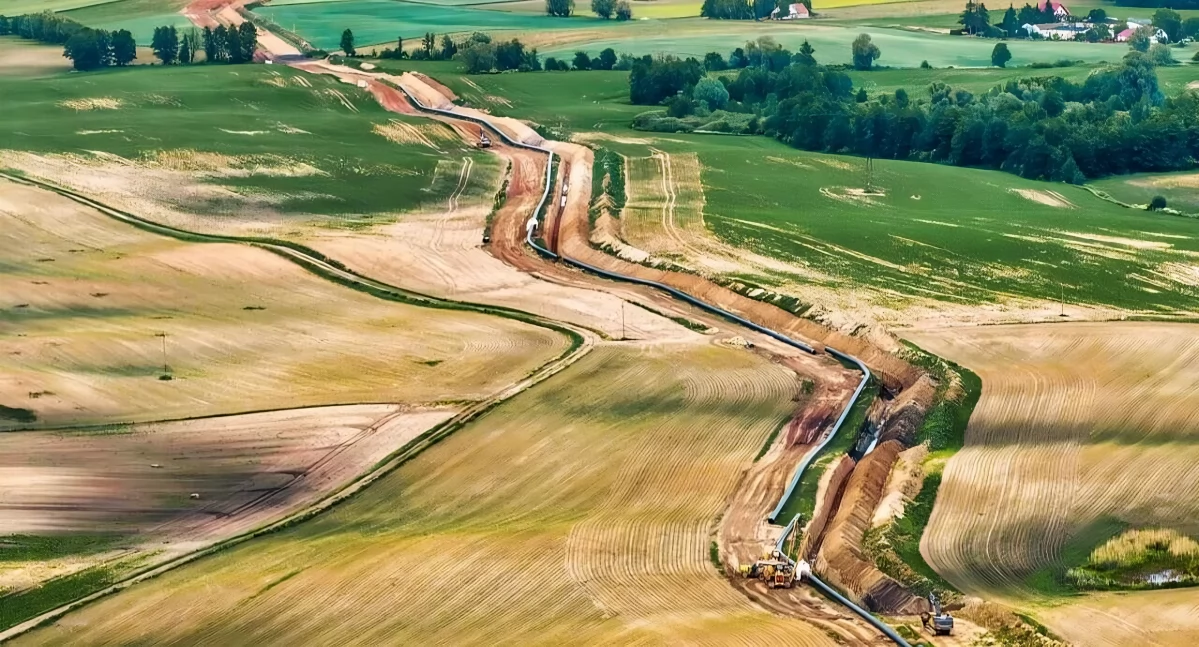 Układanie gazociągu, fot. ilustracyjne / Gaz System