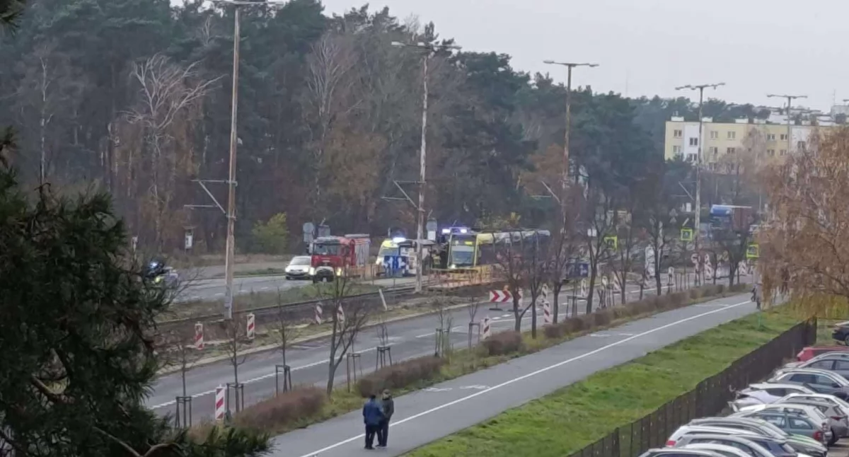 Dramatyczny wypadek w Toruniu. Tramwaj potrącił kobietę