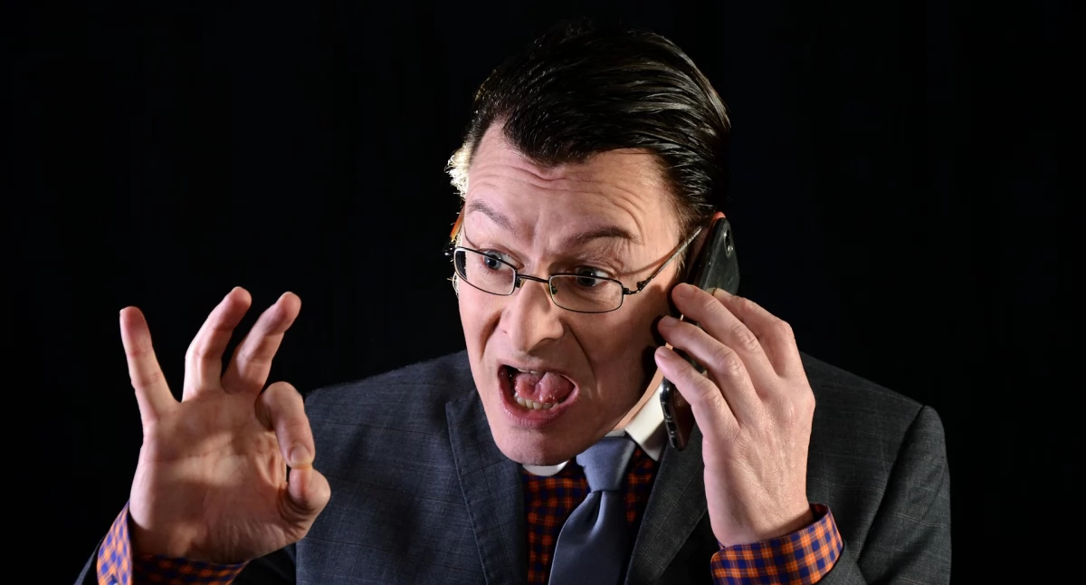 Dzwonią, grożą, straszą. Kancelaria w Toruniu walczy z agresywnymi windykatorami