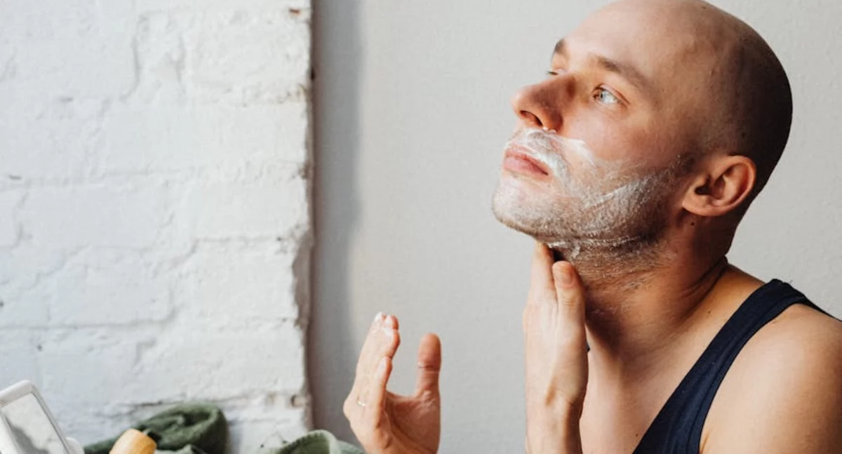 Philips OneBlade Pro 360 QP6542/15 – wszechstronny trymer do twarzy i ciała