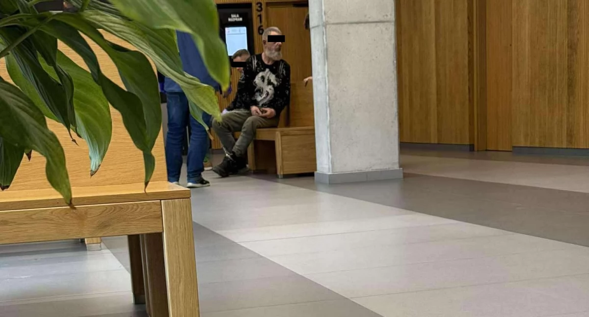 55-latek w Sądzie Rejonowym w Toruniu, fot. ototorun.pl