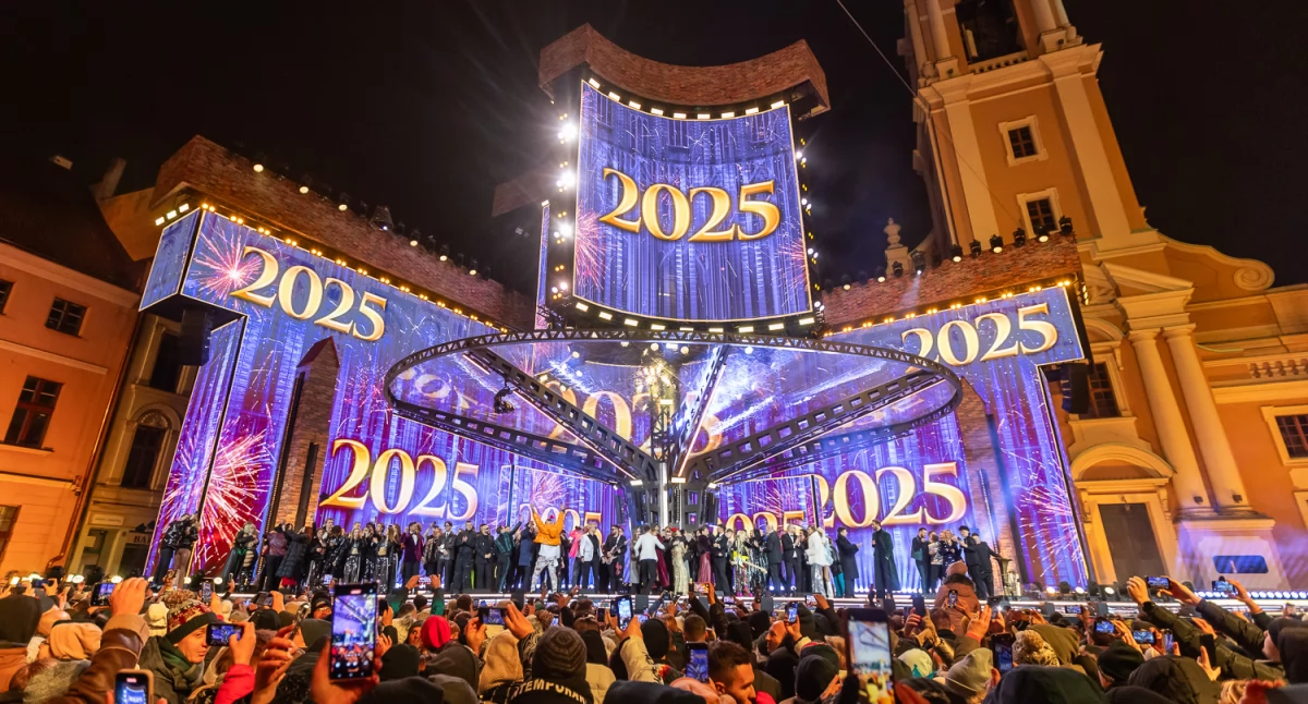 Sylwestrowa Moc Przebojów w Toruniu, fot. Szymon Zdziebło/tarantoga.pl dla UMWKP