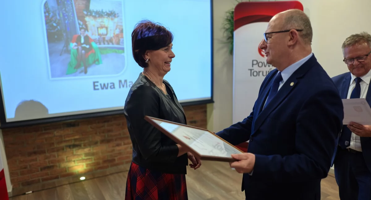 Forum NGO i wręczenie nagrody dla Ewy Madej, fot.  Olek Urbański / Starostwo Powiatowe w Toruniu