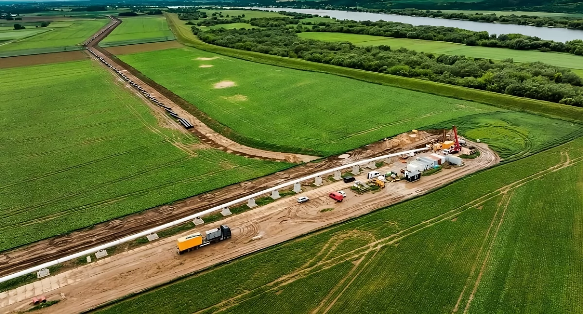 Układanie gazociągu, fot. ilustracyjne / Gaz System
