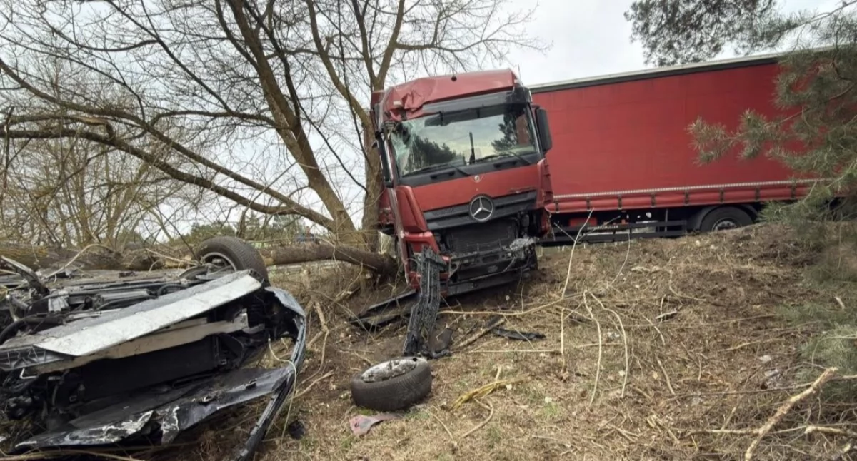 Śmiertelny wypadek na DK 10 Toruń - Bydgoszcz, zdjęcia w galerii: OSP Solec Kujawski