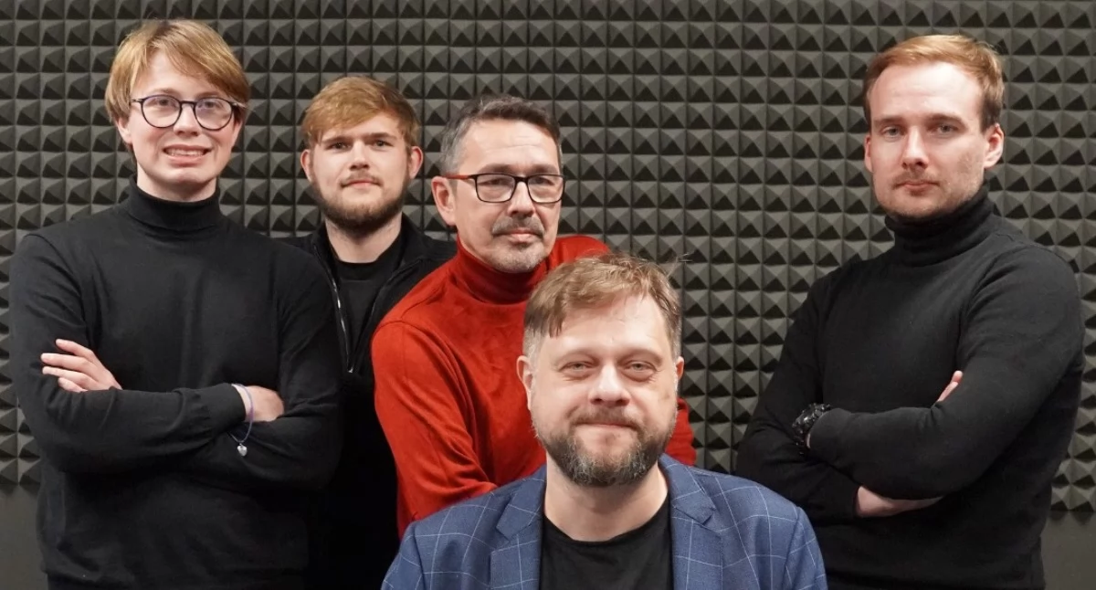 Redakcja ototorun.pl - od lewej: Bartosz Fryckowski, Arkadiusz Kobyliński, Tomasz Kaczyński, Grzegorz Giedrys i Filip Sobczak