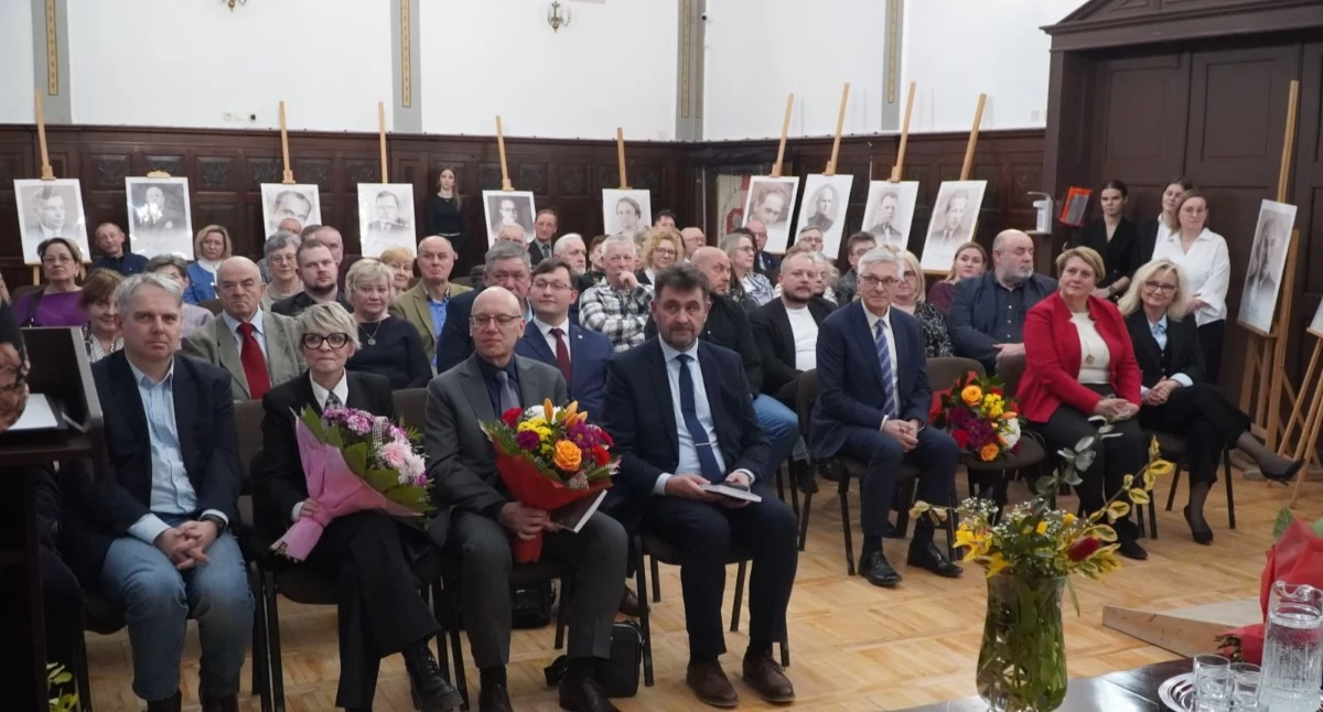 Promocja Słownika Biograficznego Powiatu Toruńskiego w Chełmży, fot.  Marzena Masłowska / Starostwo Powiatowe w Toruniu