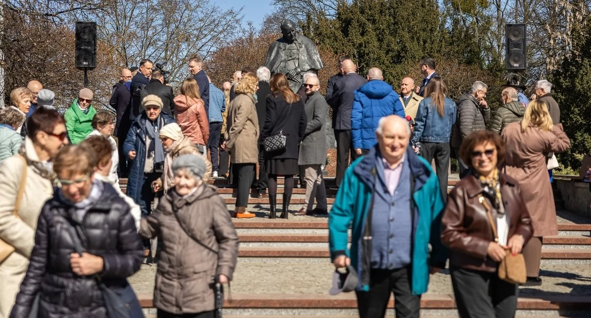 Obchody 21. rocznicy śmierci Jana Pawła II, fot. Szymon Zdziebło/tarantoga.pl dla UMWKP
