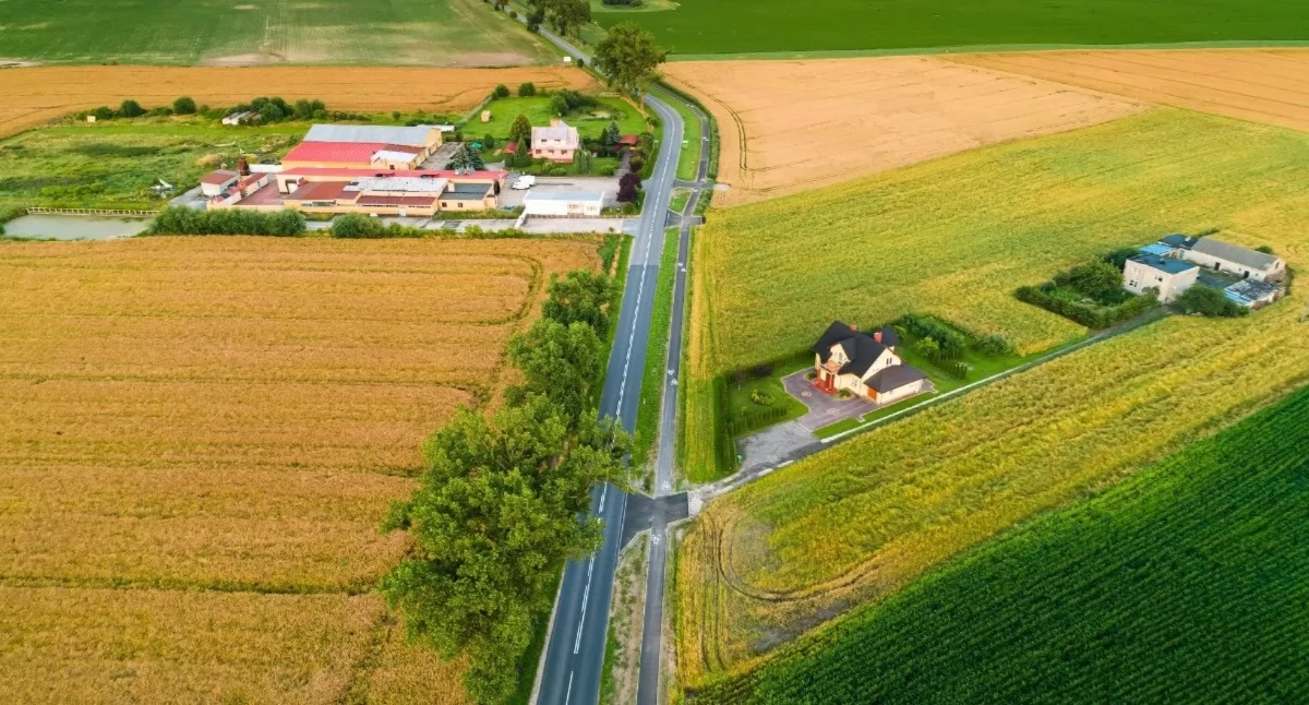 Droga na terenie Powiatu Toruńskiego, fot. ilustracyjne /Starostwo Powiatowe w Toruniu