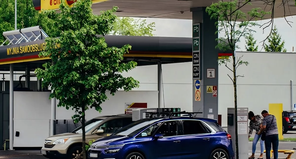 Stacja AWIX OIL przy ul. Poznańskiej, fot. Awix Oil