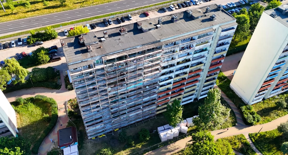 Wieżowiec przy Szosie Lubickiej 152, fot. Bartosz Fryckowski / ototorun.pl