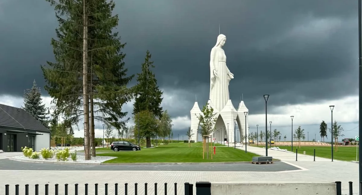 Figura Matki Boskiej w miejscowości Konotpie, fot. Mariusz Murawski dla ototorun.pl