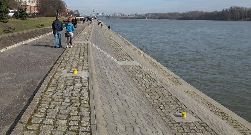 O tym się mówi, Picie piwa na Bulwarze Filadelfijskim będzie jednak legalne?