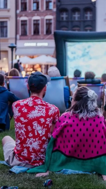 Kino plenerowe stanie w trzech miejscach w Toruniu. Wstęp będzie darmowy