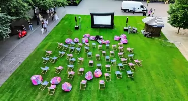 W Toruniu rusza kino plenerowe. Przygotowano 12 bezpłatnych seansów