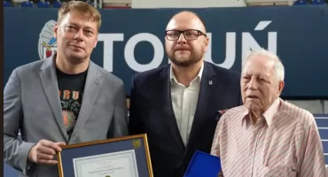 Najstarszy toruński olimpijczyk otrzymał medal Thorunium
