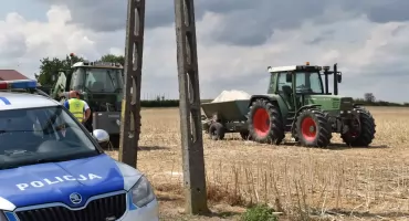 Tragiczny wypadek na polu pod Toruniem. Rolnik wpadł pod maszynę