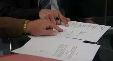 Kancelaria z Torunia zwalcza lichwiarski proceder. Tak pomaga wyjść z długów