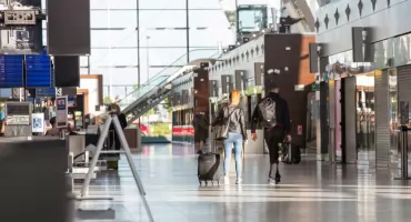 W Toruniu działa bezpośredni transport na lotniska. Firma stosuje politykę ruchomych cen