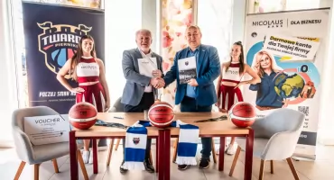  Nicolaus Bank przedłużył umowę sponsorską z dwoma toruńskimi klubami