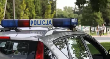 Poważny wypadek na pasach w Toruniu. Senior potrącił seniorkę