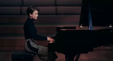 Uznana pianistka z Wielkiej Brytanii wystąpi w CKK Jordanki w Toruniu