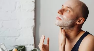 Philips OneBlade Pro 360 QP6542/15 – wszechstronny trymer do twarzy i ciała