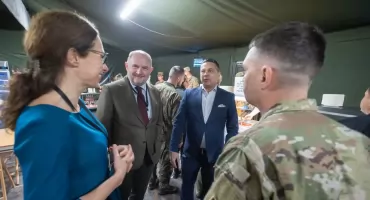 Amerykańscy żołnierze świętowali Dzień Dziękczynienia w bazie w Toruniu