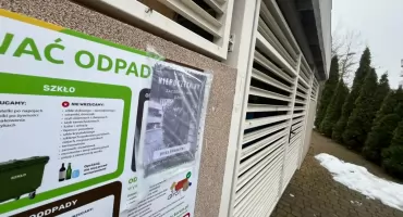 Alarm na osiedlu w Toruniu. Rozwieszono plakaty z wizerunkiem mężczyzny