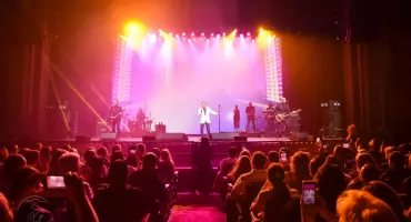 To będzie największa gwiazda Sylwestra w Toruniu. Jego zespół rozpadł się 22 lata temu 