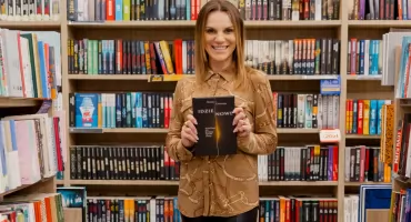 „Idzie Nowe”. Torunianka pokazuje, że literatura może stać się narzędziem przemiany