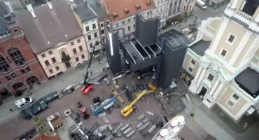 Nowy pomysł na sylwestrową scenę w Toruniu. Efekty są już widoczne