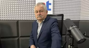 Oto właściciel najpopularniejszej sieci sklepów z miodem w Toruniu 