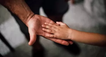 Ograniczenie władzy rodzicielskiej - kiedy sąd może je orzec?