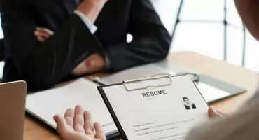 Headhunting w sektorze IT – jak pozyskuje się liderów technologicznych?