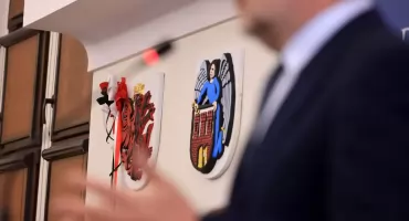 Toruń zmienia swój symbol. Autor herbu oburzony planami miasta
