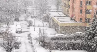 Niż Roman zbliża się do Torunia. To będzie prawdziwy atak zimy