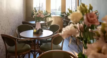 W Toruniu powstała wyjątkowa kawiarnia. Pracuje w niej aż 40 osób