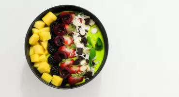 Jak jeść zdrowiej podczas PMS?