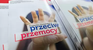 W Toruniu działa telefon zaufania dla osób dotkniętych przemocą