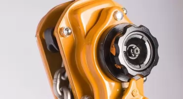 Zalety ręcznych wciągników łańcuchowych