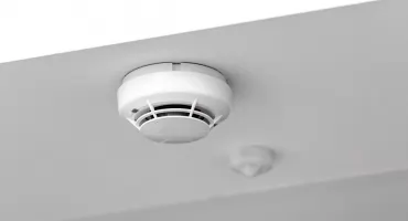 Czujniki dymu i czadu trafią do najbardziej potrzebujących w Toruniu i regionie