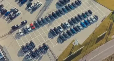 Salon pod Toruniem sprzedaje sprawdzone używane auta. Odkup jest błyskawiczny