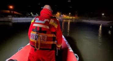 Rozszerzone poszukiwania w nocy w Toruniu. W ciągu godziny zaginęły dwie osoby