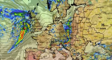 Będzie zmiana pogody. Do Torunia wkracza potężny front atmosferyczny
