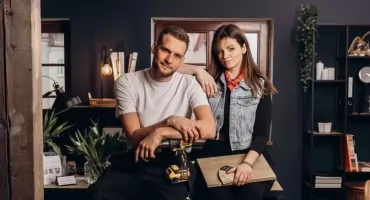 Oto Królowie designu w Toruniu. Ich firma zmienia wnętrza od A do Z