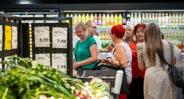 Słynny market w Toruniu zostanie przebudowany. Sklep ma ponad 35 lat