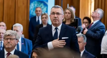 Przybylski oskarża redakcję o manipulację. Odpowiadamy na zarzuty radnego PiS